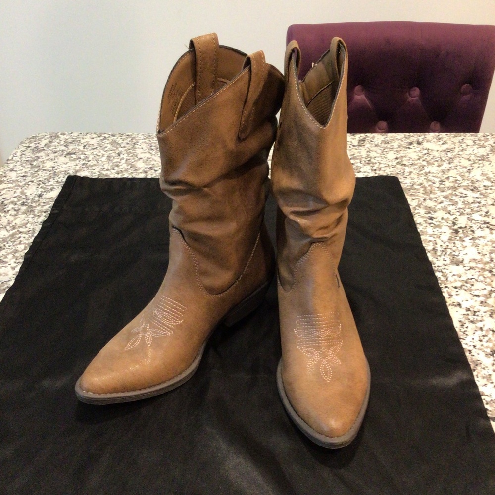 Style & Co. Faux Leather Dannaa Style Western Ladies Boots